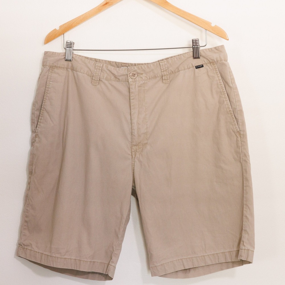 Travis Mathew Mens Khaki Chino Golf Shorts Tan Size 36 Stretch Tencel Blend